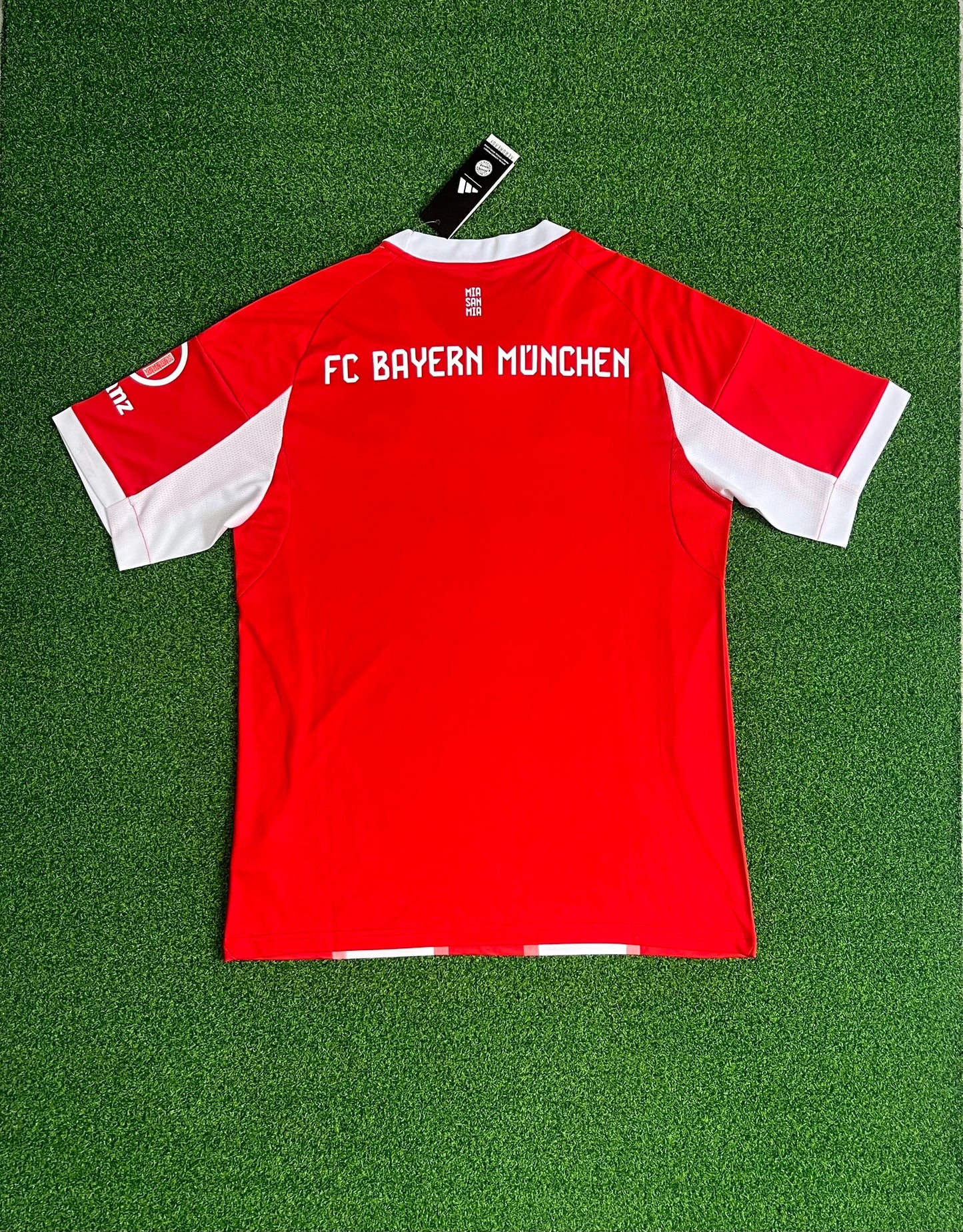 Camiseta Bayern Munich 1a Equipación Temporada 25/26 color Rojo