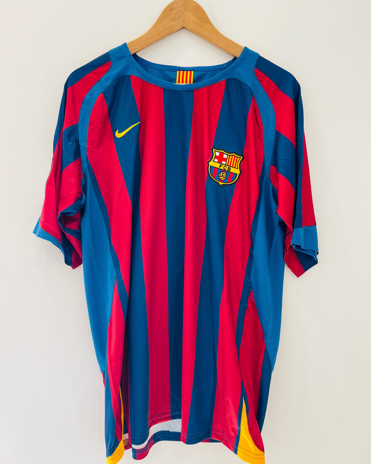 Camiseta Ronaldinho FCB Temporada 2006