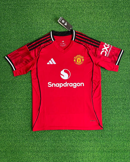 Camiseta Manchester United 1a Equipación Temporada 25/26 color Rojo